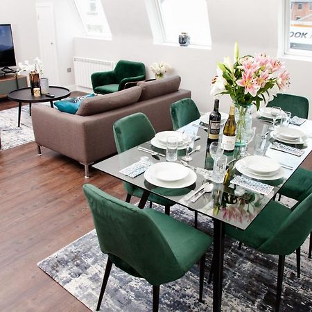 סווינדון High Life Serviced Apartments - Old Town מראה חיצוני תמונה