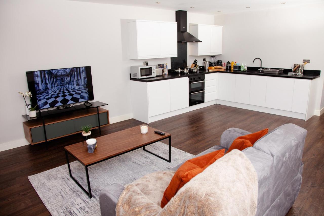 סווינדון High Life Serviced Apartments - Old Town מראה חיצוני תמונה