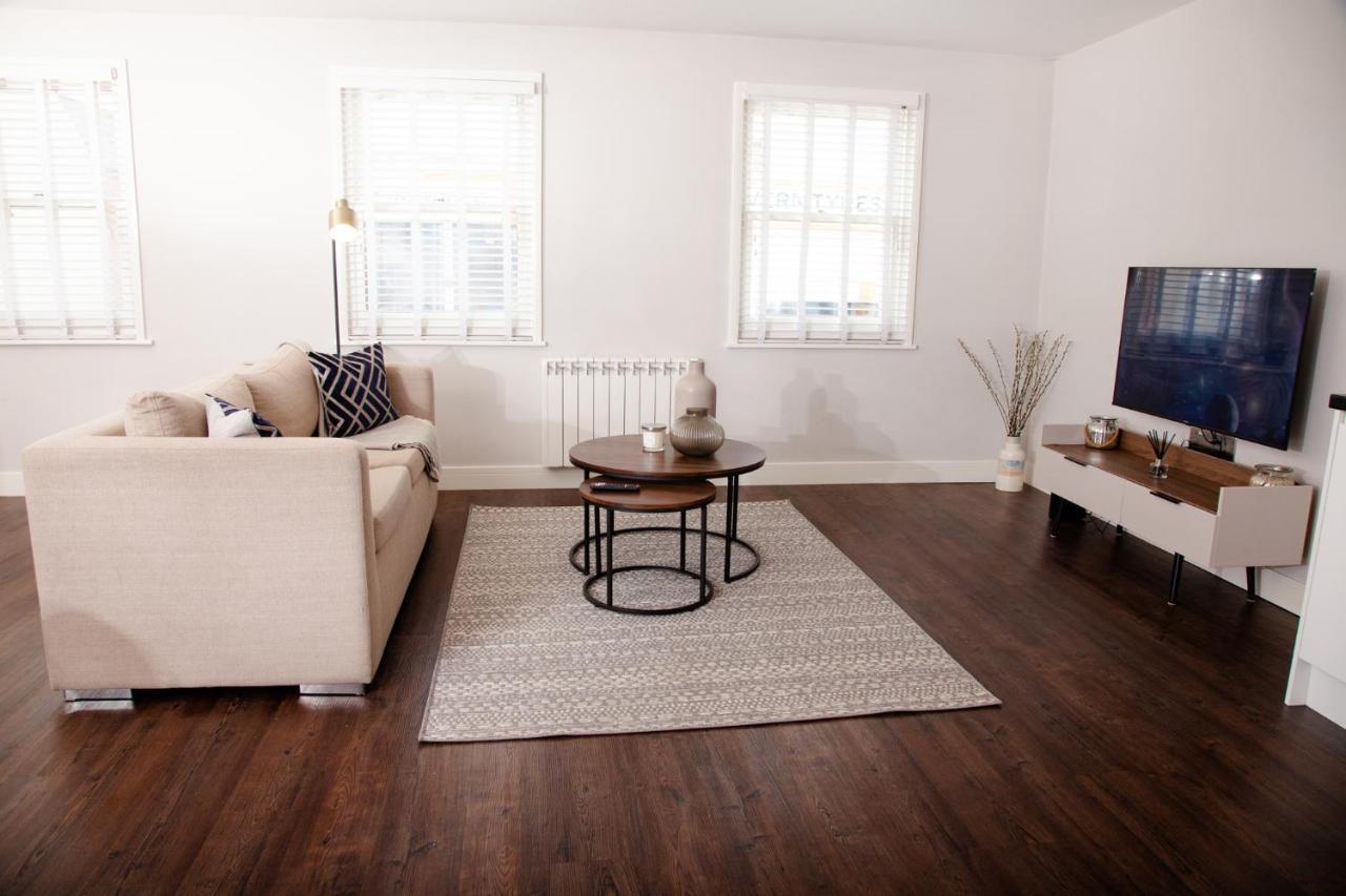 סווינדון High Life Serviced Apartments - Old Town מראה חיצוני תמונה
