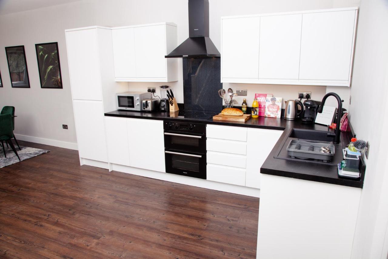 סווינדון High Life Serviced Apartments - Old Town מראה חיצוני תמונה
